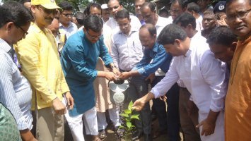 বোচাগঞ্জে বৃক্ষ রোপন