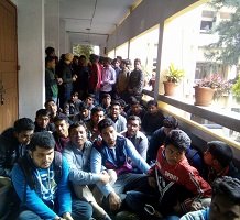 দশ দফা দাবীতে হাবিপ্রবি’র কৃষি অনুষদের ডীন  অবরুদ্ধ