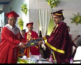 বাকৃবি জনসংযোগ ও প্রকাশনা দফতরের সাবেক পরিচালক দেওয়ান রাশীদুল হাসানের পিএইচ.ডি. ডিগ্রী লাভ