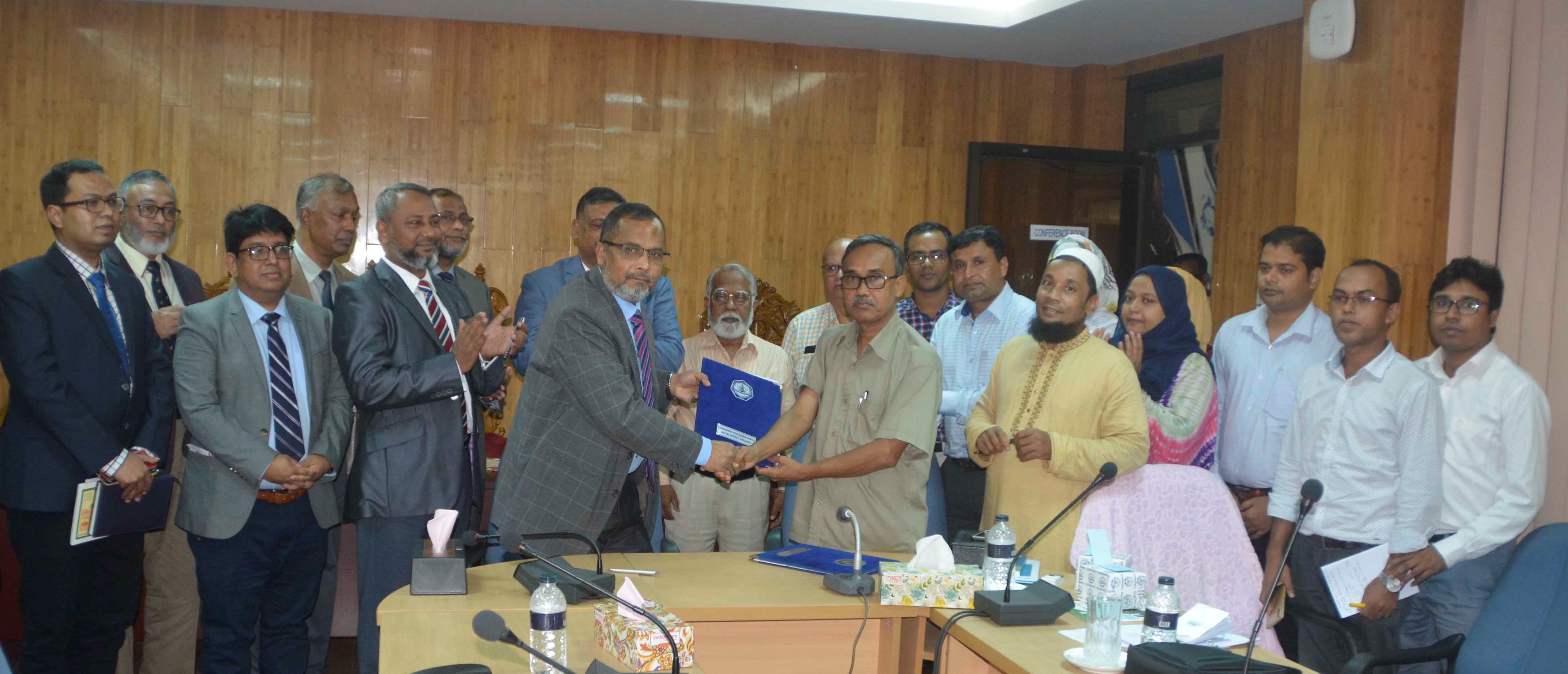 পবিপ্রবি ও বঙ্গবন্ধু মেরিটাইম বিশ্ববিদ্যালয়ের মধ্যে চুক্তি স্বাক্ষর