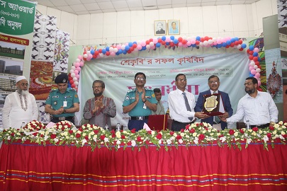 শেকৃবিতে  মাদক, জঙ্গীবাদ ও র‌্যাগিং বিরোধী সমাবেশ অনুষ্ঠিত