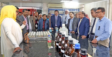 কৃষি মন্ত্রণালয়ের অতিরিক্ত সচিববৃন্দের বারি পরিদর্শন